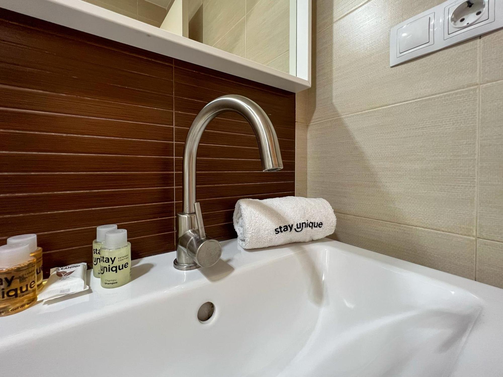 Stay U-Nique Apartments Rossello Барселона Екстериор снимка